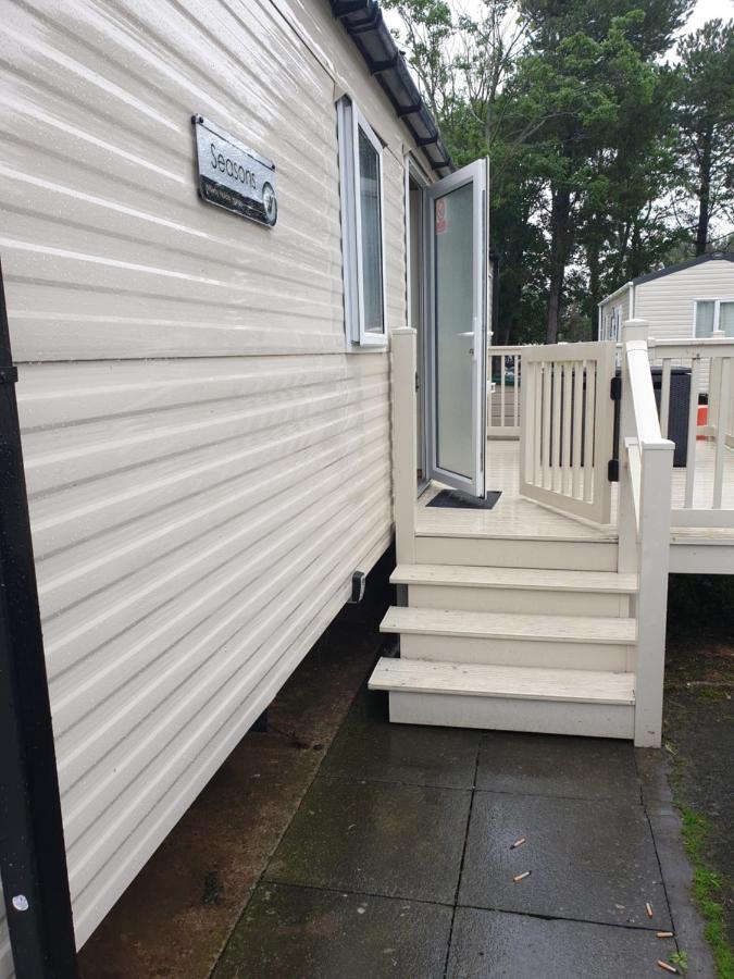 מלון Berwick Upon Tweed Haggerston Castle Tower Lawn Hire מראה חיצוני תמונה